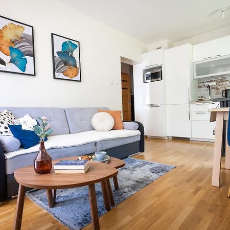 Malinowelove Aircon, 3 Rooms, Parking, Ogrod Краків Екстер'єр фото